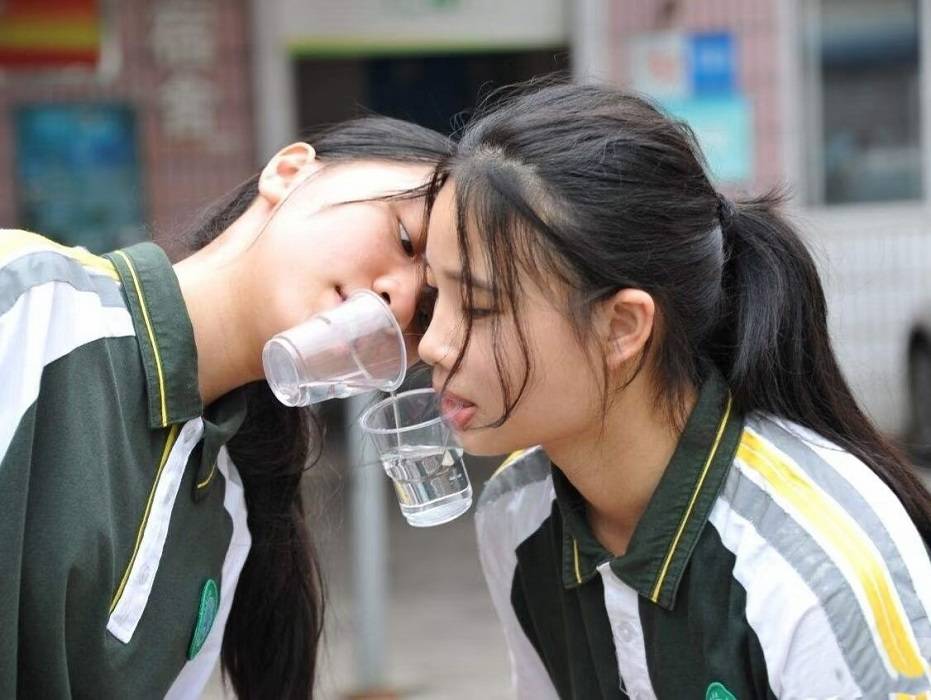 杯水传情.jpg1